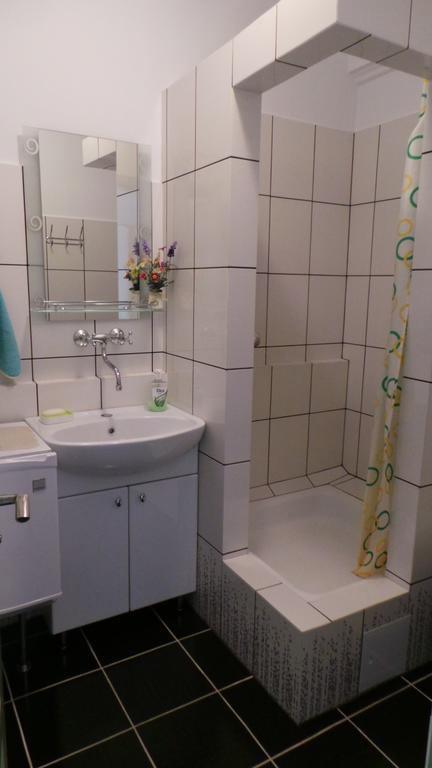 U Viktora Guest House Brest Extérieur photo